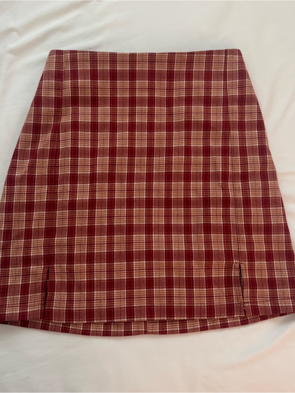 Brandy Melville Plaid Red and Cream Women’s Skirt